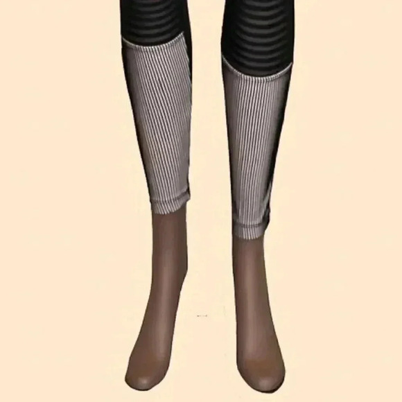 Bro FitWear Black White Stripped Mesh Athletic Stretchy Leggings Size Small Pant - Picture 5 of 5